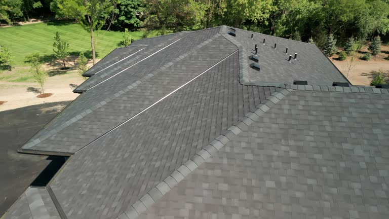 Best Roof Inspection  in Dayton, IN